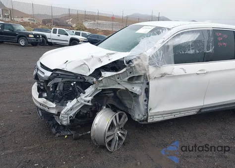 2017 Honda Ridgeline Rts from USA, damaged, VIN 5FPYK3F4XHB022956